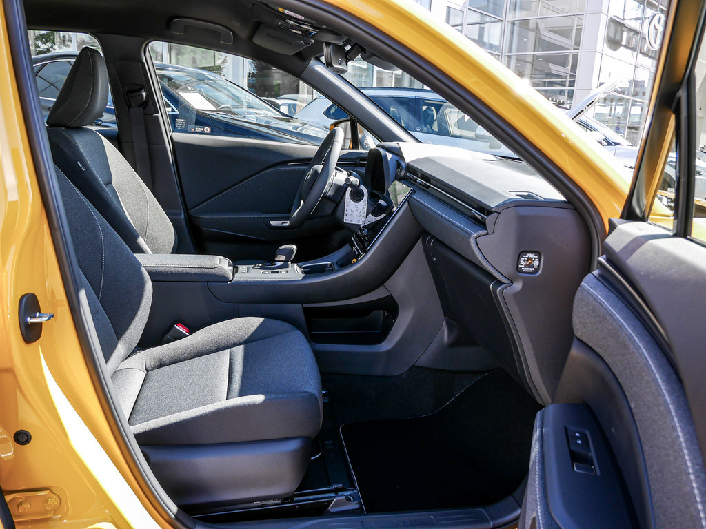 Fahrzeugansicht LEXUS LBX Base Komfort Pak. - Bild 4