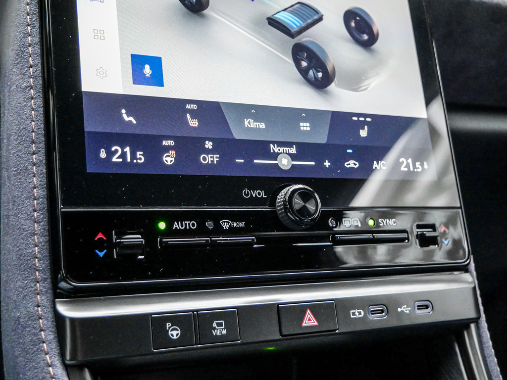 Fahrzeugansicht LEXUS LBX Cool - Bild 17