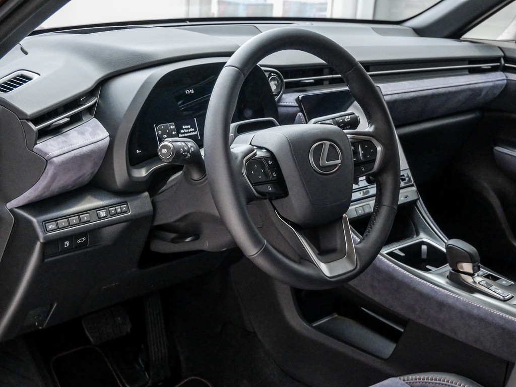 Fahrzeugansicht LEXUS LBX Cool - Bild 29