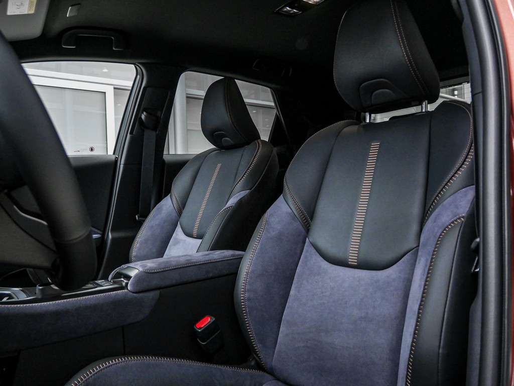 Fahrzeugansicht LEXUS LBX Cool - Bild 31