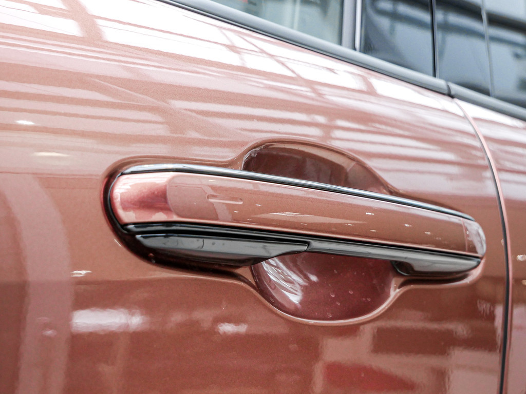 Fahrzeugansicht LEXUS LBX Cool - Bild 37