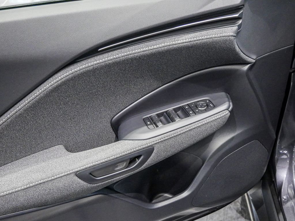 Fahrzeugansicht LEXUS LBX Base FWD - Bild 29