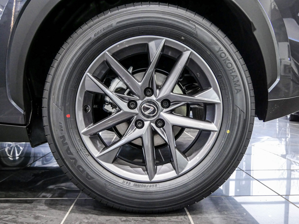 Fahrzeugansicht LEXUS LBX Base FWD - Bild 33