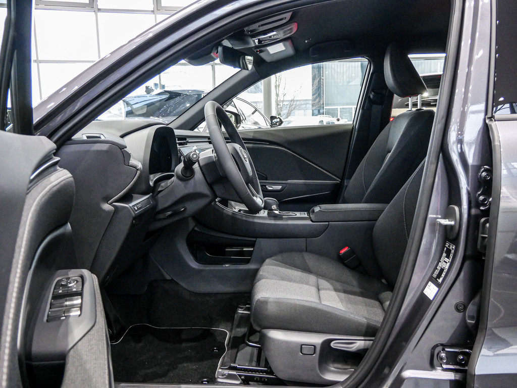 Fahrzeugansicht LEXUS LBX Base FWD - Bild 34