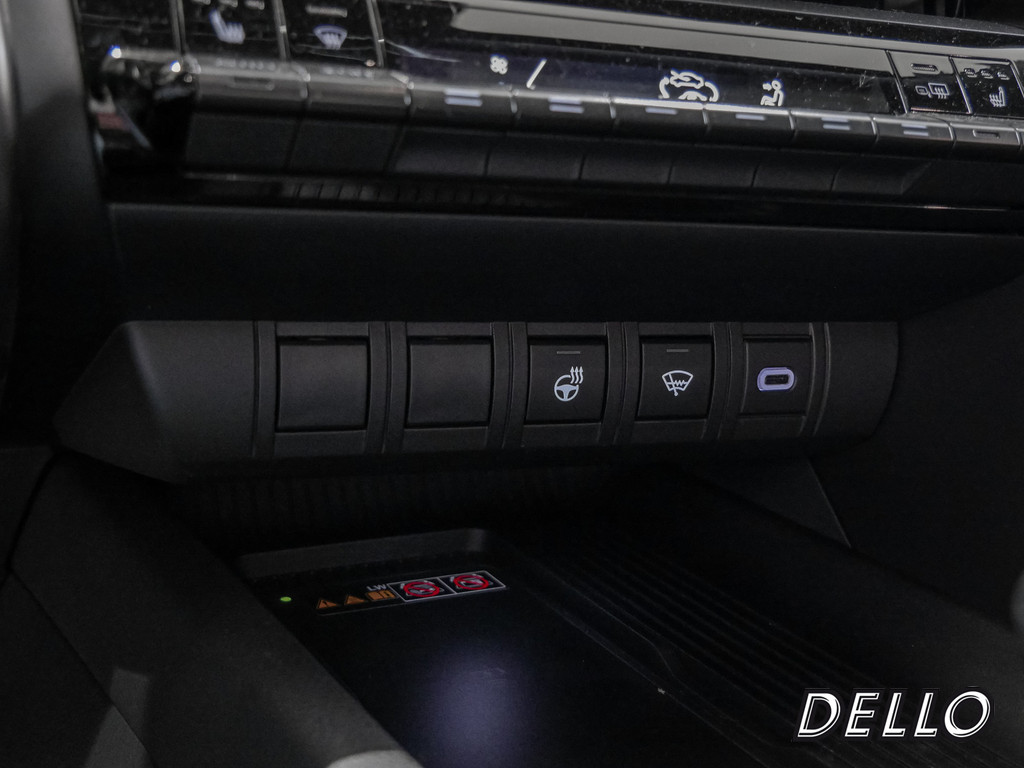 Fahrzeugansicht TOYOTA C-HR Plug-In Hybrid Teamplayer - Bild 14