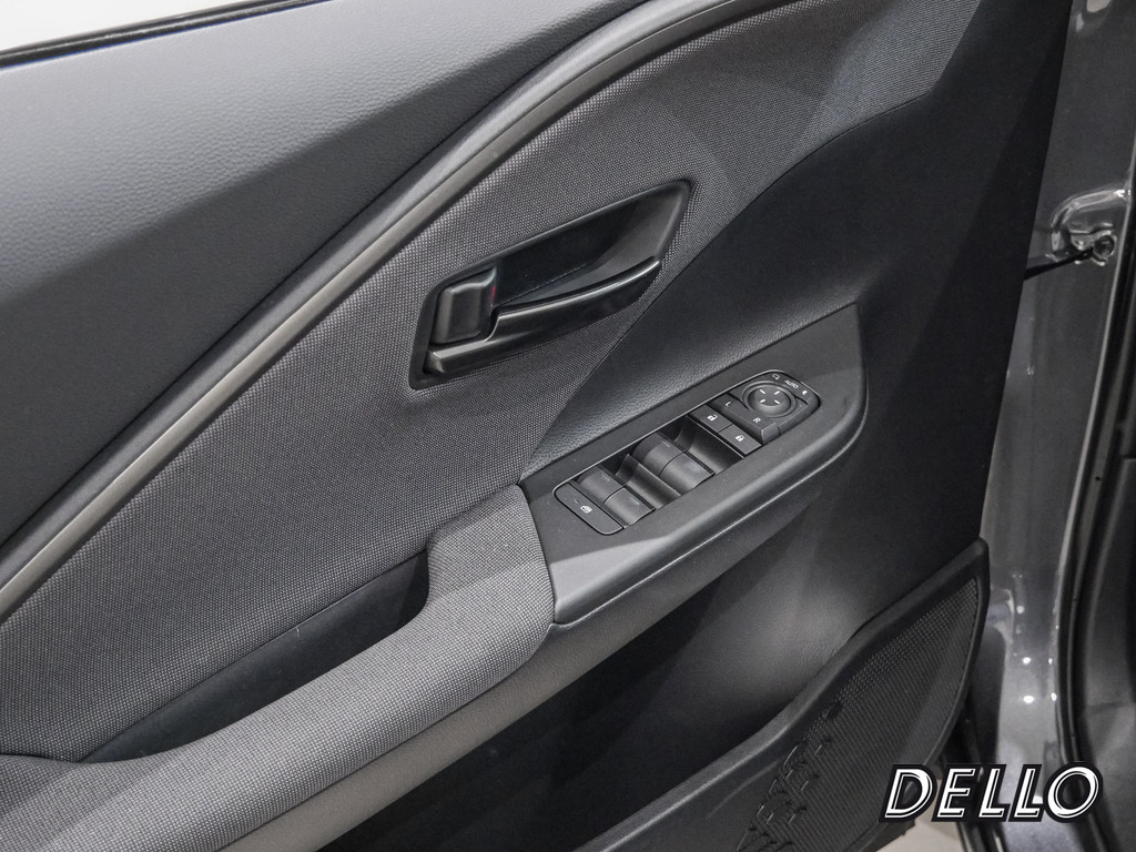 Fahrzeugansicht TOYOTA C-HR Plug-In Hybrid Teamplayer - Bild 28