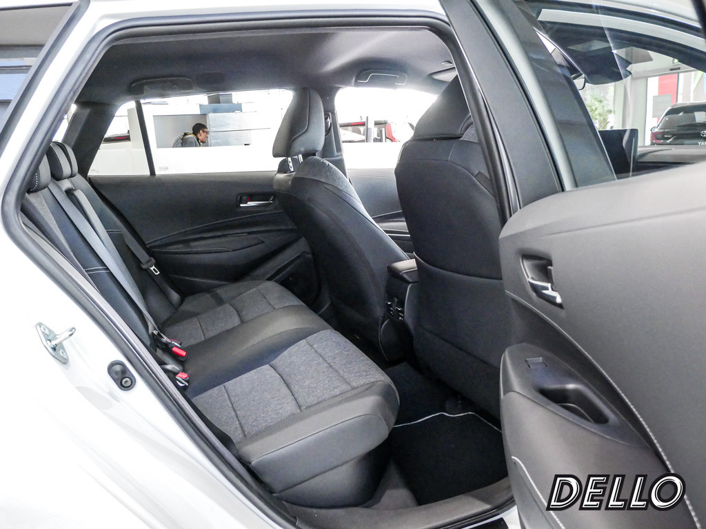 Fahrzeugansicht TOYOTA Corolla TS 2.0 Hybrid Teamplayer inkl. WKR - Bild 4