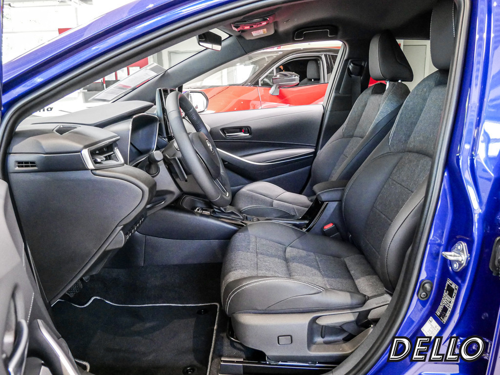 Fahrzeugansicht TOYOTA Corolla TS 2.0 Hybrid Teamplayer - Bild 2