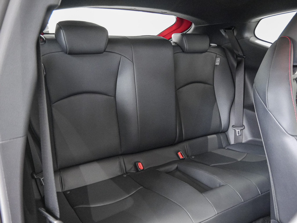 Fahrzeugansicht TOYOTA Yaris 1.6 GR Performance - Bild 3