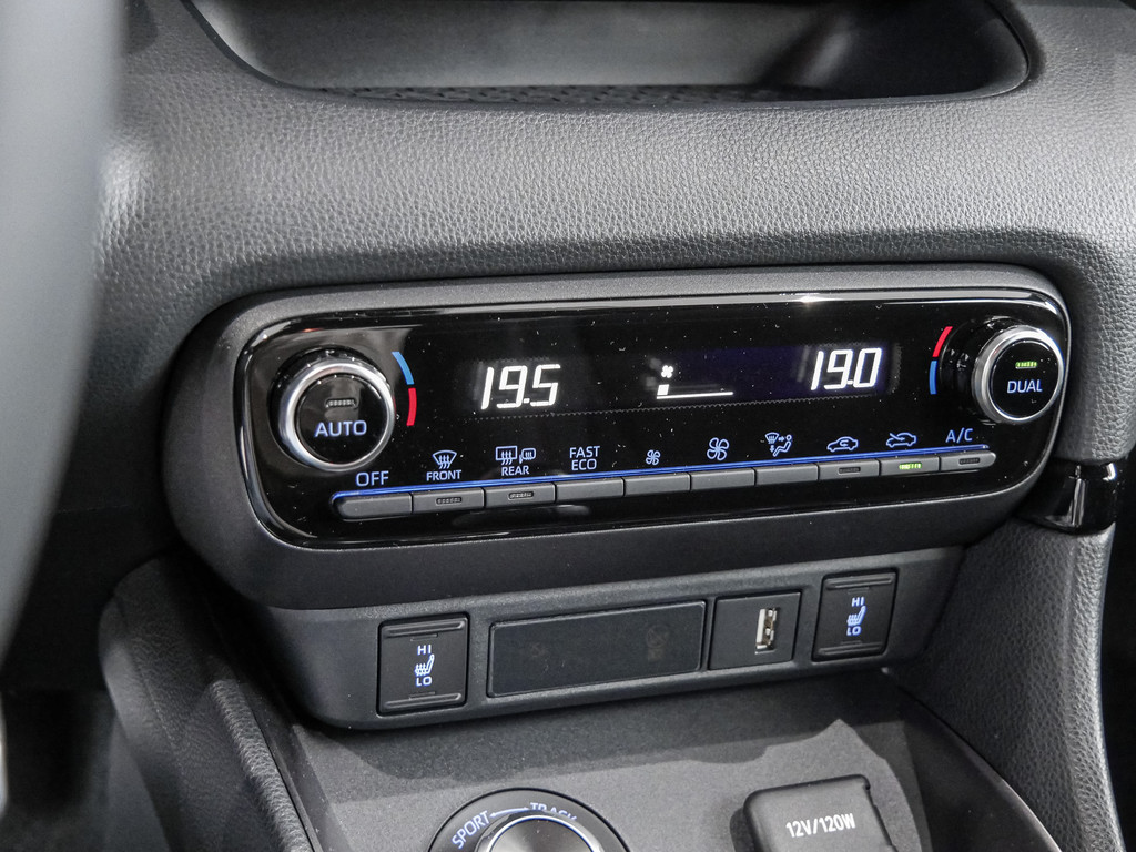 Fahrzeugansicht TOYOTA Yaris 1.6 GR Performance - Bild 11