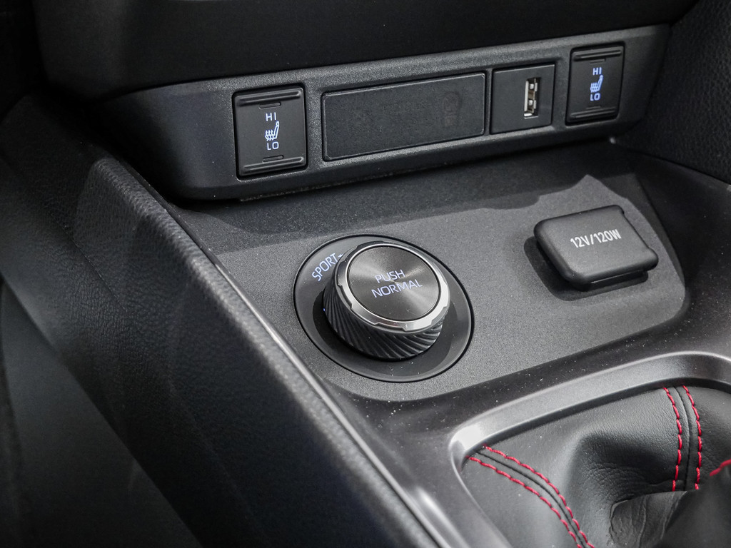 Fahrzeugansicht TOYOTA Yaris 1.6 GR Performance - Bild 13