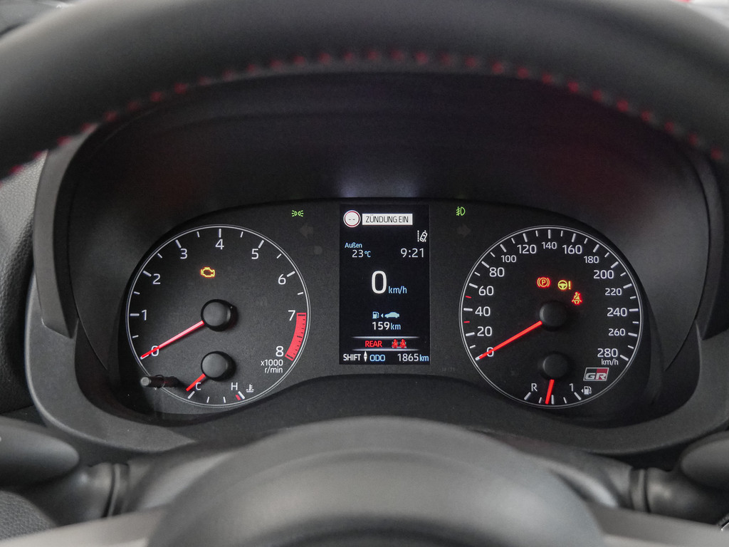 Fahrzeugansicht TOYOTA Yaris 1.6 GR Performance - Bild 18