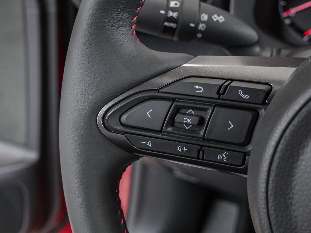 Fahrzeugansicht TOYOTA Yaris 1.6 GR Performance - Bild 24