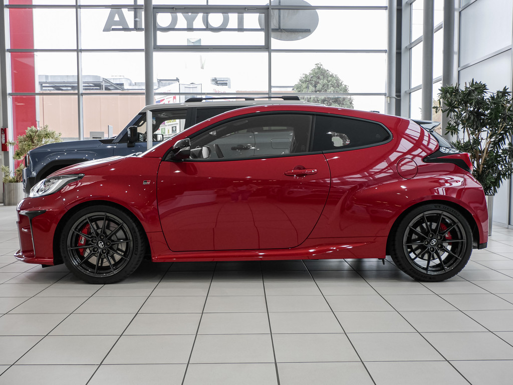 Fahrzeugansicht TOYOTA Yaris 1.6 GR Performance - Bild 34
