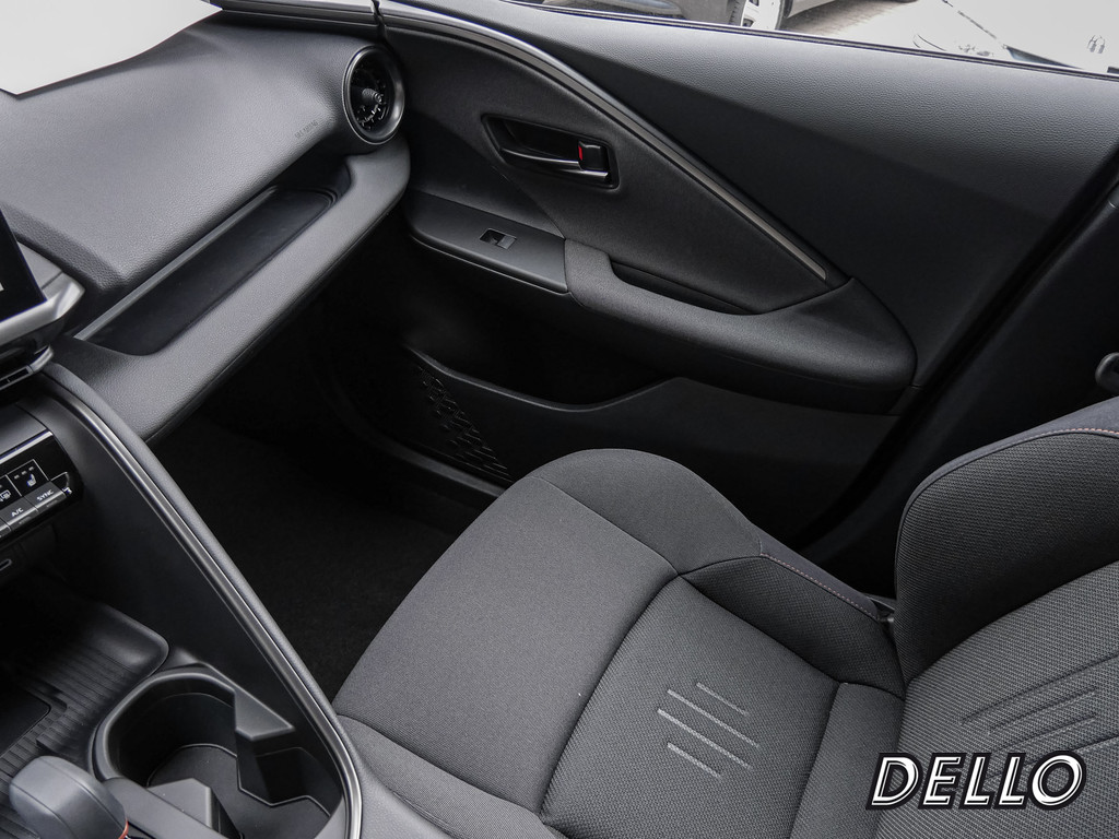 Fahrzeugansicht TOYOTA C-HR 1.8 Hybrid Team D - Bild 21