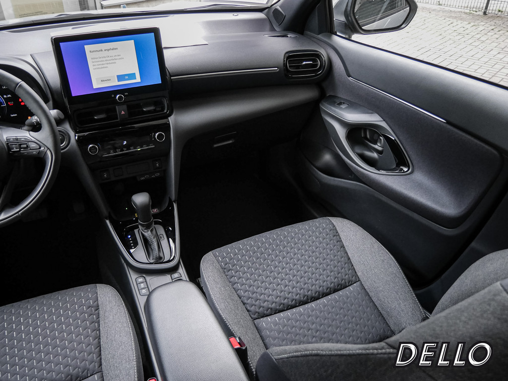 Fahrzeugansicht TOYOTA Yaris Cross Hybrid Teamplayer - Bild 10