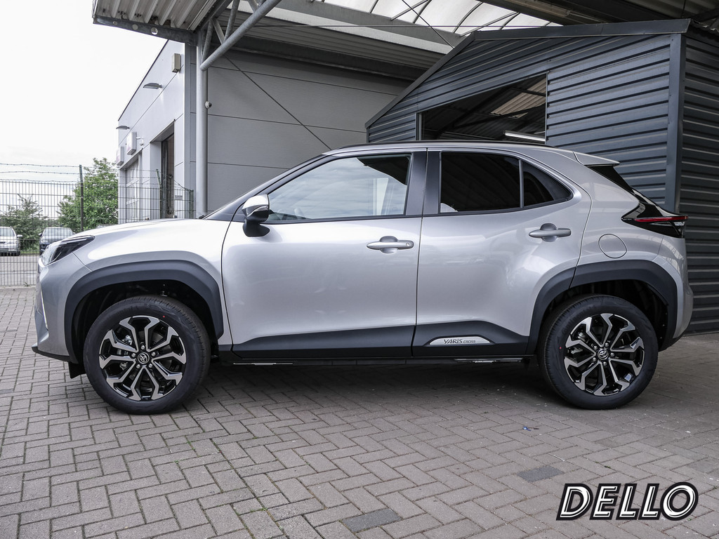 Fahrzeugansicht TOYOTA Yaris Cross Hybrid Teamplayer - Bild 38