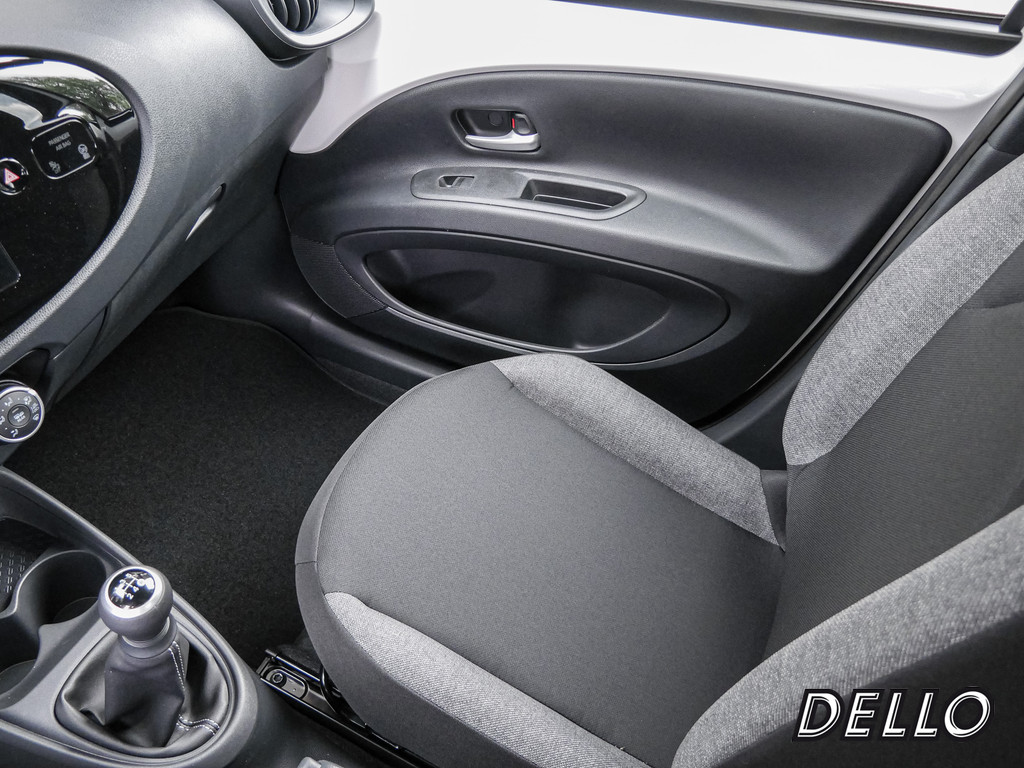 Fahrzeugansicht TOYOTA Aygo X 1.0 Play - Bild 17