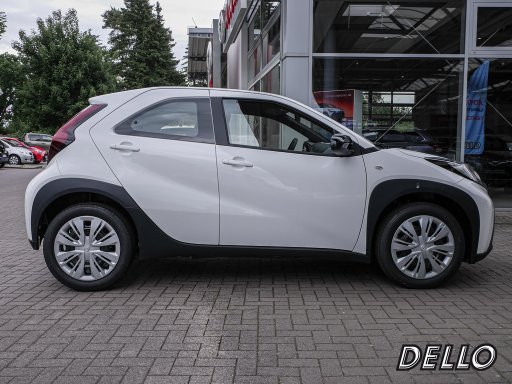 Fahrzeugansicht TOYOTA Aygo X 1.0 Play - Bild 31