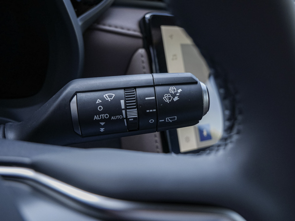 Fahrzeugansicht LEXUS LBX Elegant - Bild 25