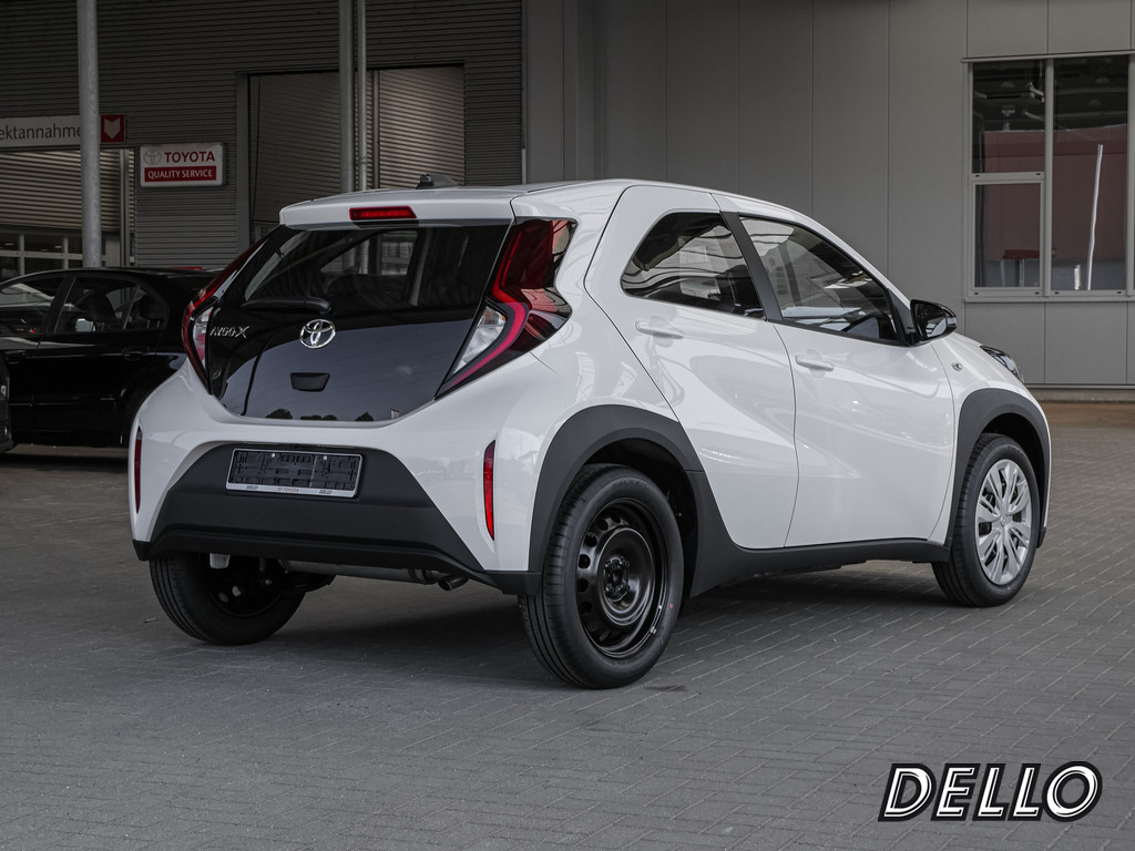 Fahrzeugansicht TOYOTA Aygo X 1.0 Play - Bild 39