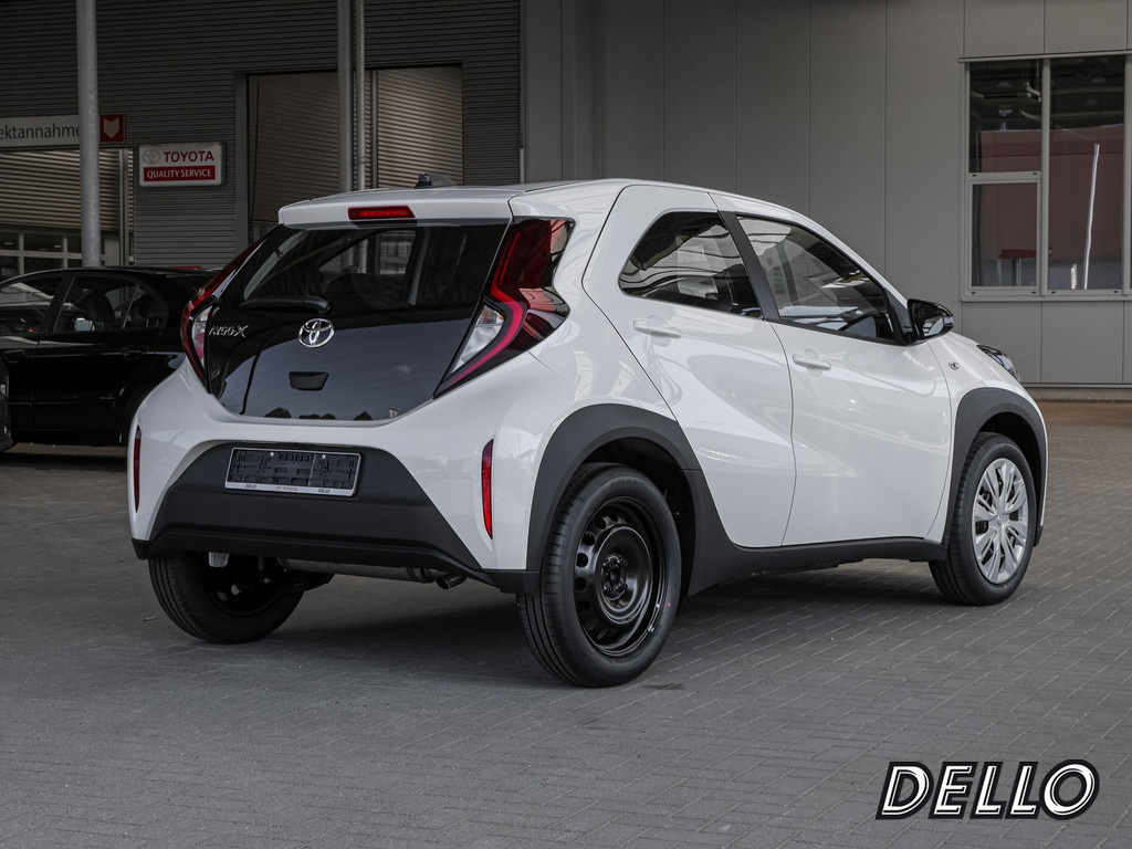 Fahrzeugansicht TOYOTA Aygo X 1.0 Play - Bild 39