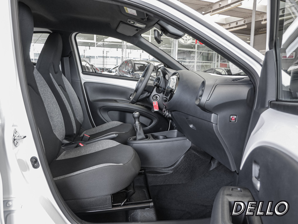 Fahrzeugansicht TOYOTA Aygo X 1.0 Play - Bild 4