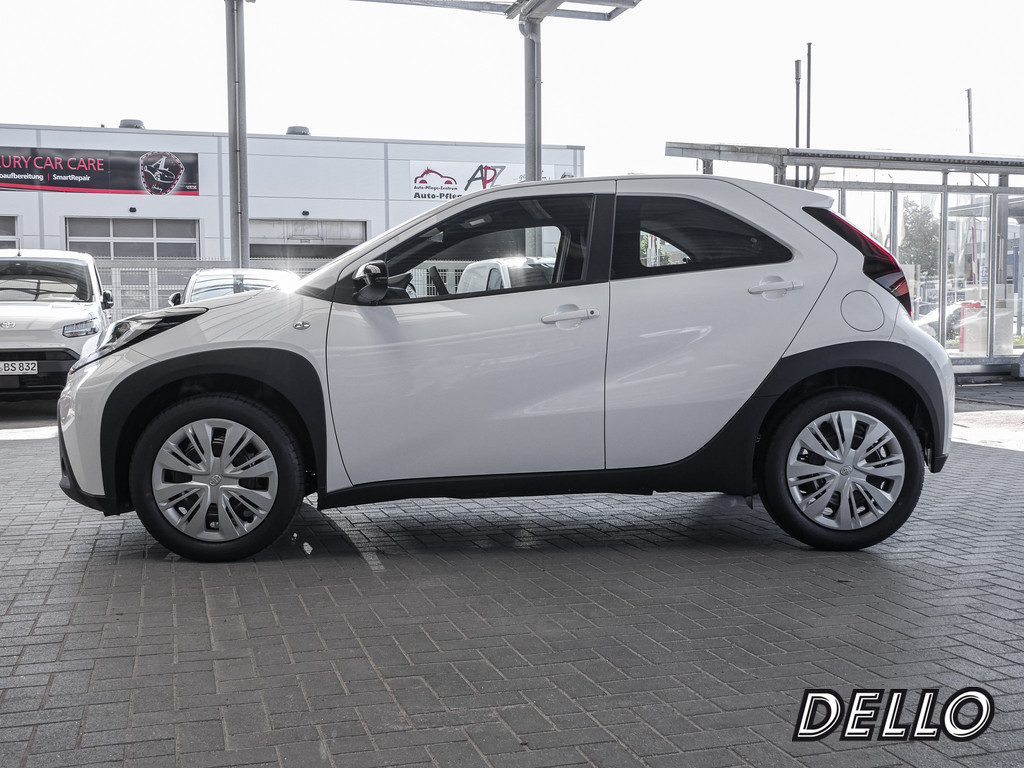 Fahrzeugansicht TOYOTA Aygo X 1.0 Play - Bild 42