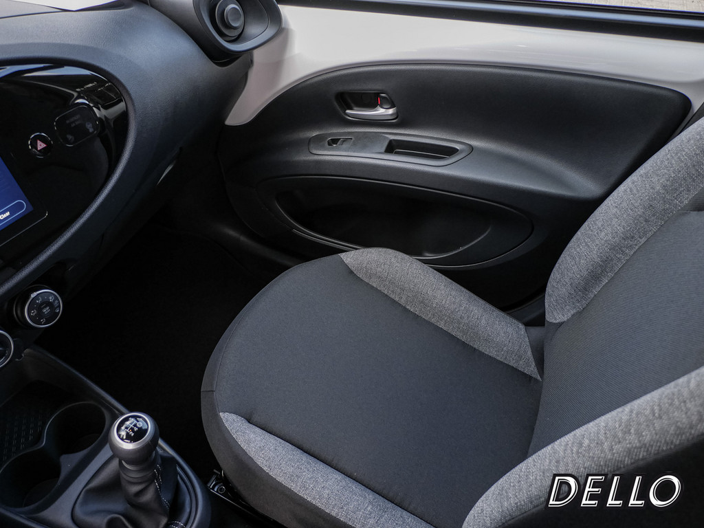 Fahrzeugansicht TOYOTA Aygo X 1.0 Business Edition - Bild 20