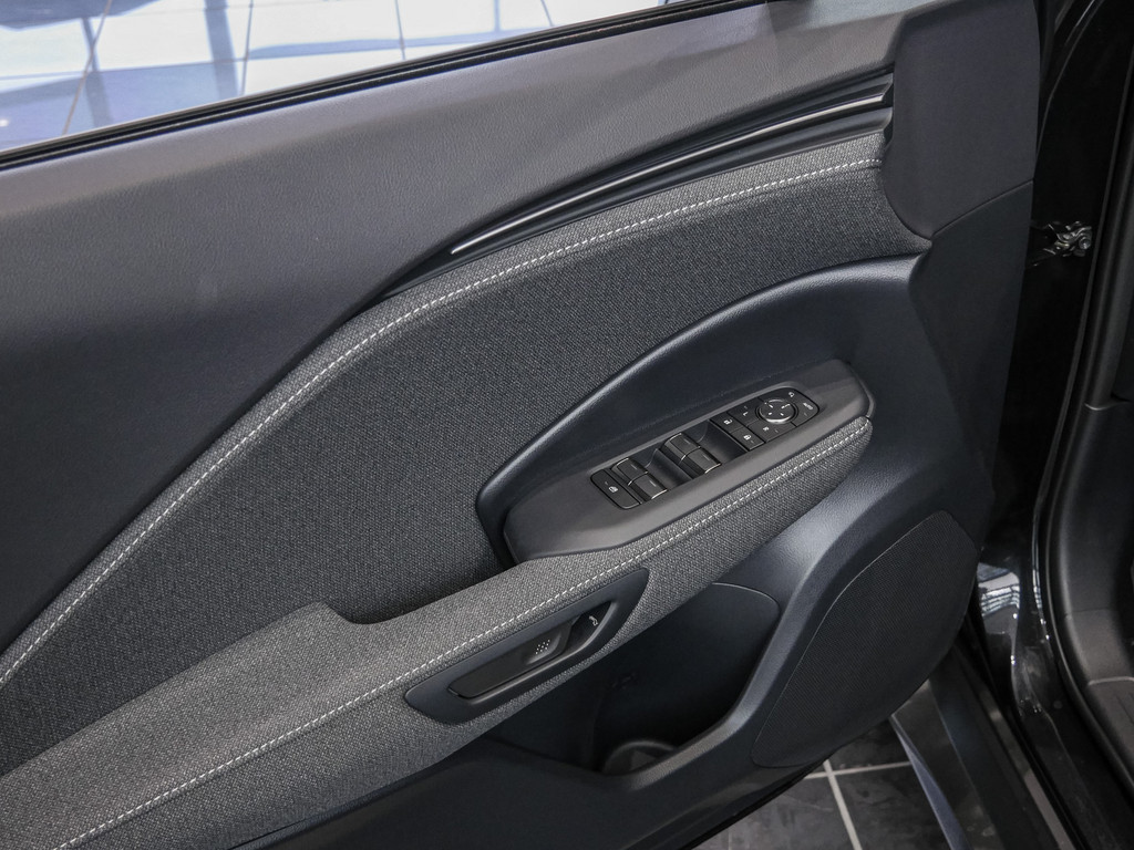 Fahrzeugansicht LEXUS LBX Base Komfort - Bild 28