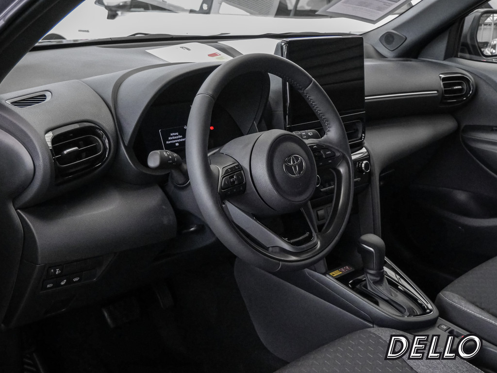 Fahrzeugansicht TOYOTA Yaris Cross Hybrid Teamplayer - Bild 32