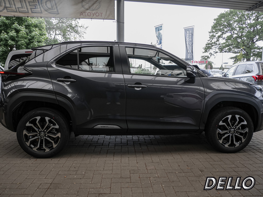 Fahrzeugansicht TOYOTA Yaris Cross Hybrid Teamplayer - Bild 34