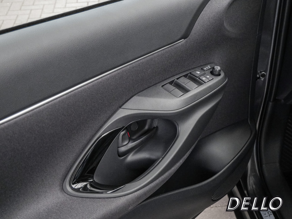 Fahrzeugansicht TOYOTA Yaris Cross Hybrid Teamplayer - Bild 35