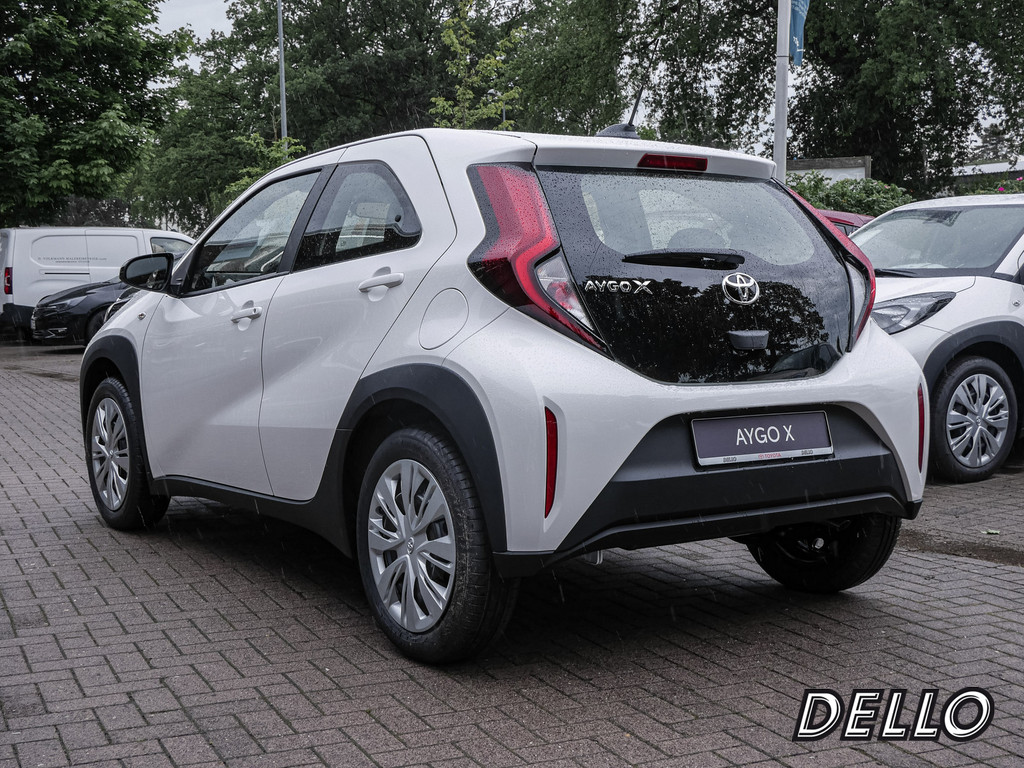 Fahrzeugansicht TOYOTA Aygo X 1.0 Play - Bild 31