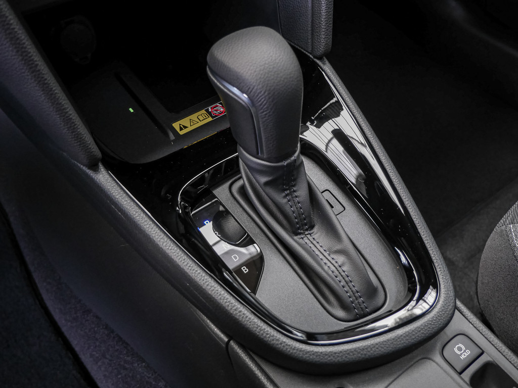 Fahrzeugansicht TOYOTA Yaris Cross 1.5 Hybrid FWD Teamplayer - Bild 21