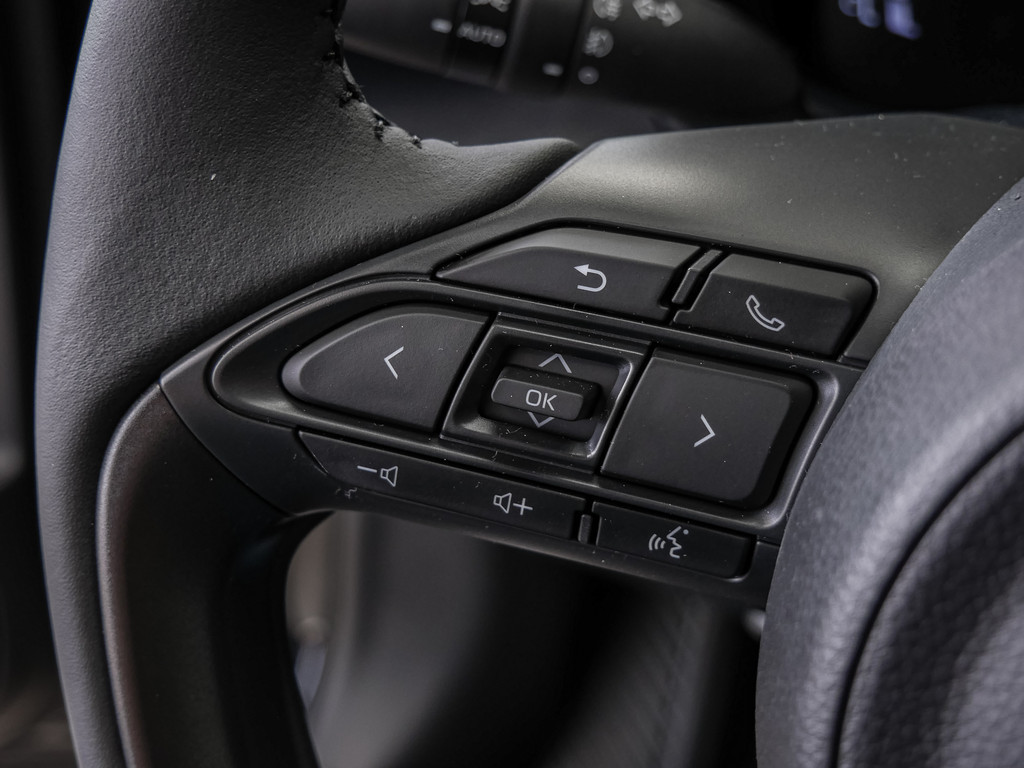 Fahrzeugansicht TOYOTA Yaris Cross 1.5 Hybrid FWD Teamplayer - Bild 31