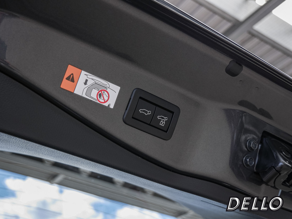 Fahrzeugansicht TOYOTA C-HR 2.0 Plug-In Hybrid FWD Teamplayer - Bild 13