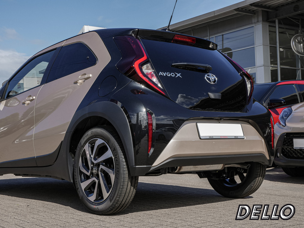 Fahrzeugansicht TOYOTA Aygo X 1.0 Teamplayer - Bild 37
