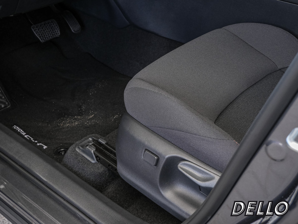 Fahrzeugansicht TOYOTA C-HR 2.0 Plug-In Hybrid FWD Teamplayer - Bild 35