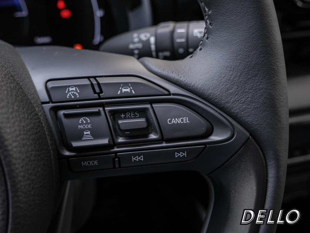 Fahrzeugansicht TOYOTA Yaris 1.5 Hybrid Teamplayer - Bild 28