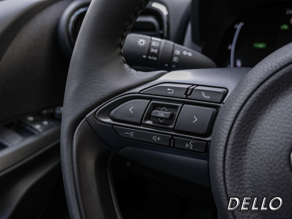 Fahrzeugansicht TOYOTA Yaris 1.5 Hybrid Teamplayer - Bild 29