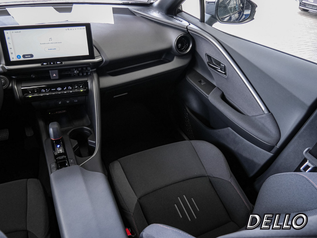 Fahrzeugansicht TOYOTA C-HR 2.0 Plug-In Hybrid FWD Teamplayer - Bild 10