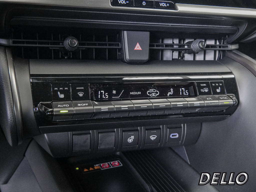 Fahrzeugansicht TOYOTA C-HR 2.0 Plug-In Hybrid FWD Teamplayer - Bild 18