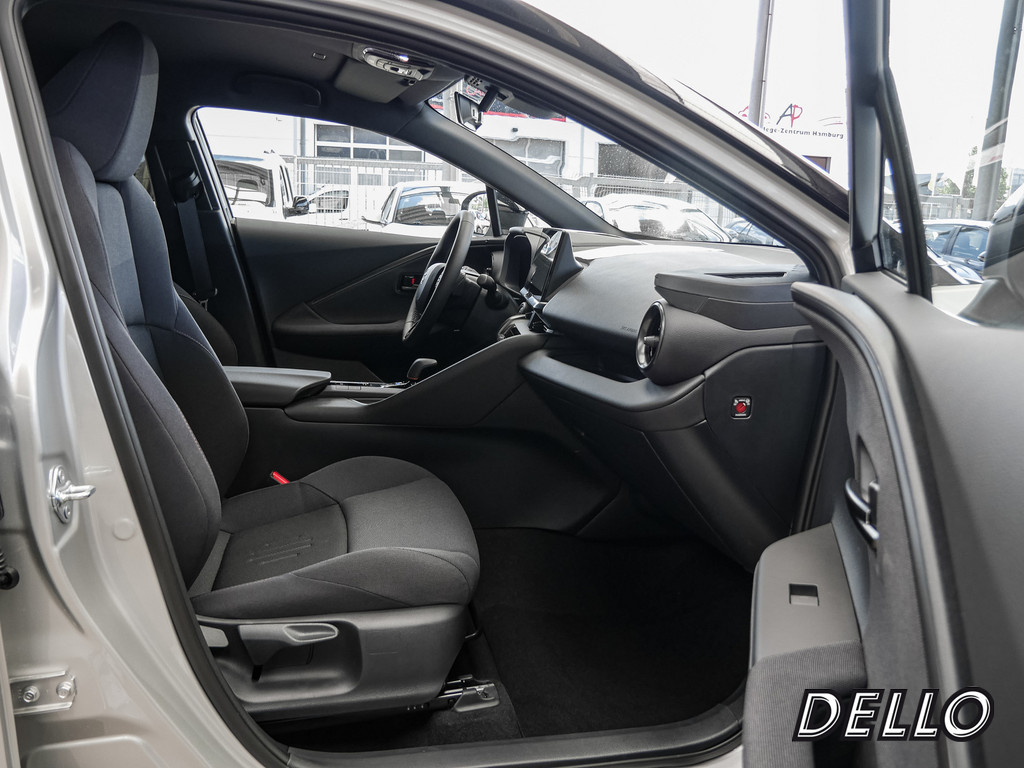 Fahrzeugansicht TOYOTA C-HR 2.0 Plug-In Hybrid FWD Teamplayer - Bild 6