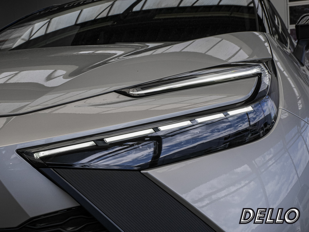 Fahrzeugansicht TOYOTA C-HR 2.0 Plug-In Hybrid FWD Teamplayer - Bild 2