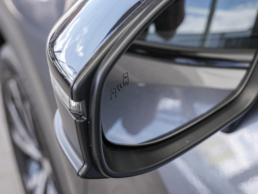 Fahrzeugansicht TOYOTA C-HR 2.0 Plug-In Hybrid Teamplayer - Bild 3