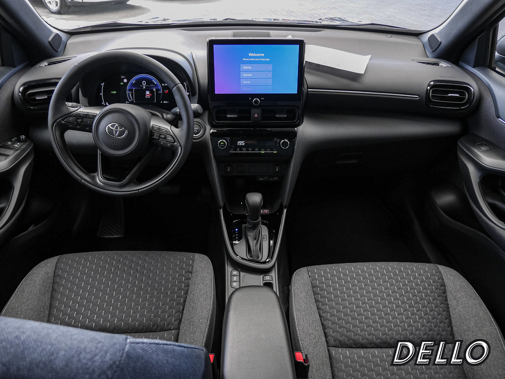 Fahrzeugansicht TOYOTA Yaris Cross 1.5 Hybrid FWD Teamplayer - Bild 9