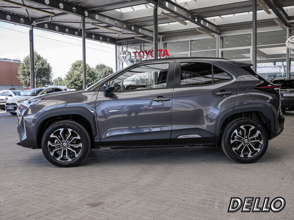 Fahrzeugansicht TOYOTA Yaris Cross 1.5 Hybrid FWD Teamplayer - Bild 48