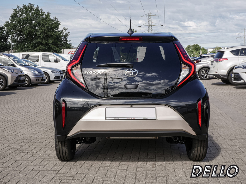 Fahrzeugansicht TOYOTA Aygo X 1.0 Teamplayer - Bild 40