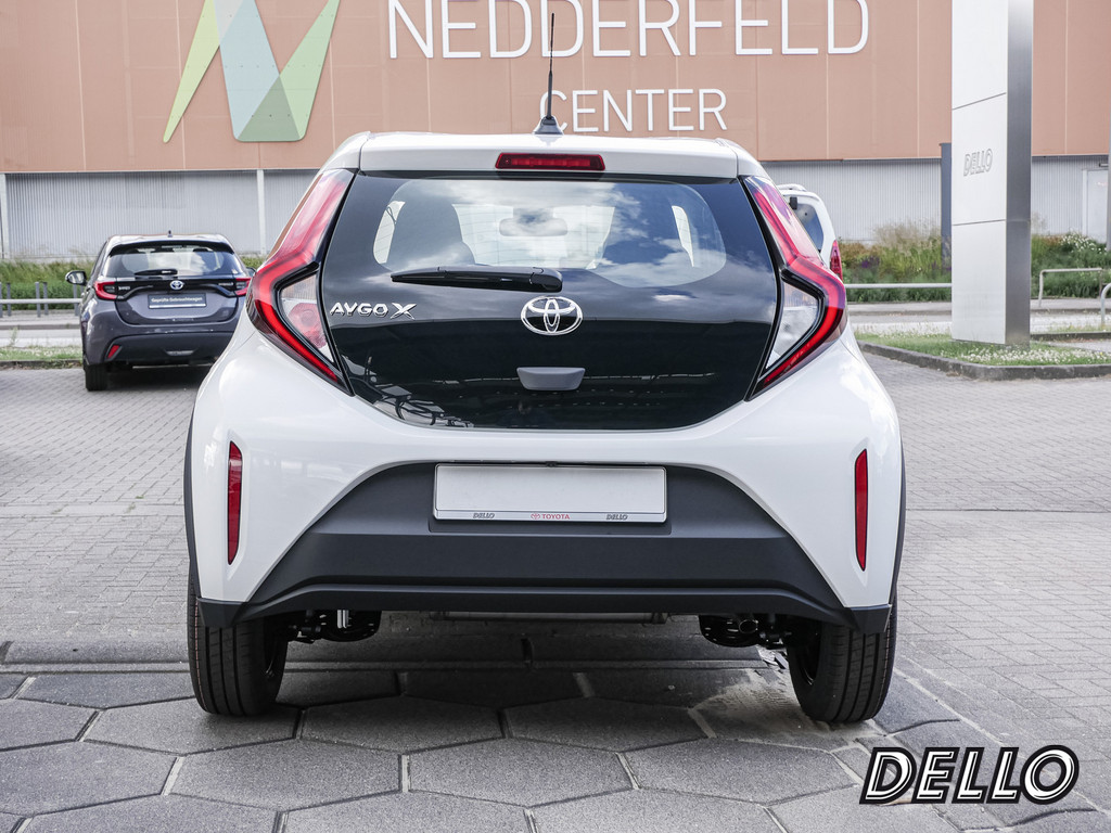 Fahrzeugansicht TOYOTA Aygo X 1.0 Business Edition - Bild 37
